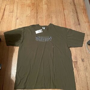 Old Navy Men's Olive Green T-Shirt